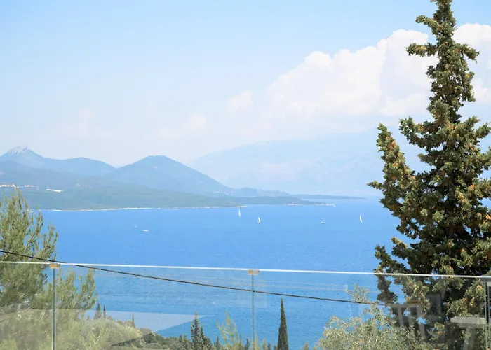 Blue Breeze Villa