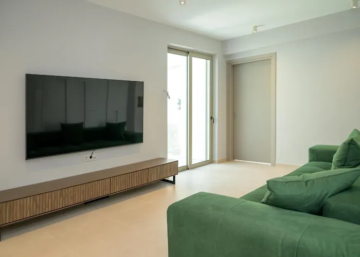 Villa Blue Breeze Nikiana