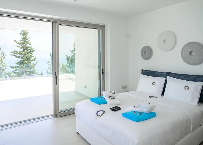 Villa Blue Breeze Nikiana