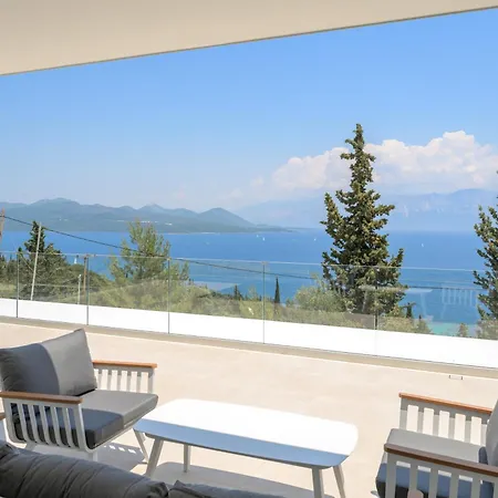 Blue Breeze Villa *