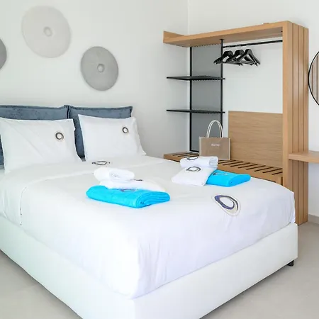 Blue Breeze Vila Nikiana